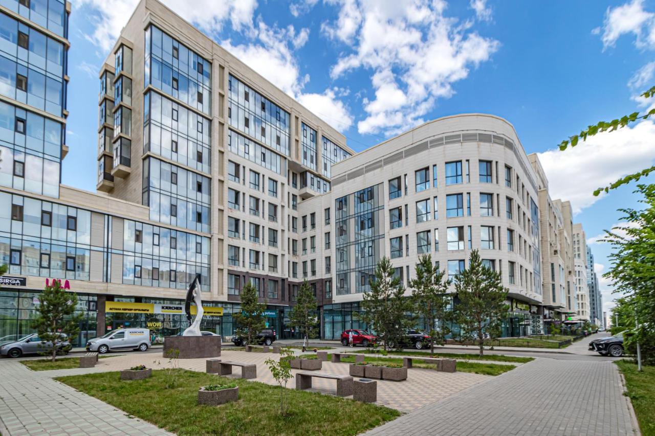 Apartments Lux 53/141 Akmola Esterno foto